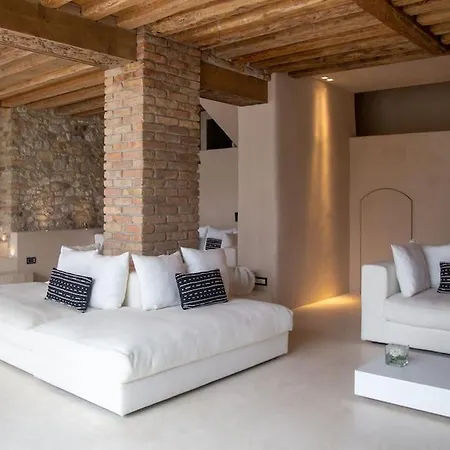 Villa Gabrielle Estate