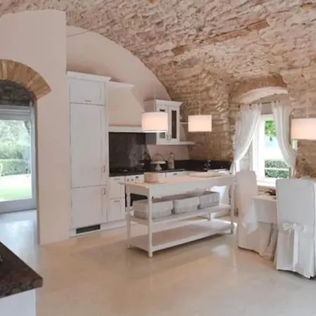 Villa Gabrielle Estate *