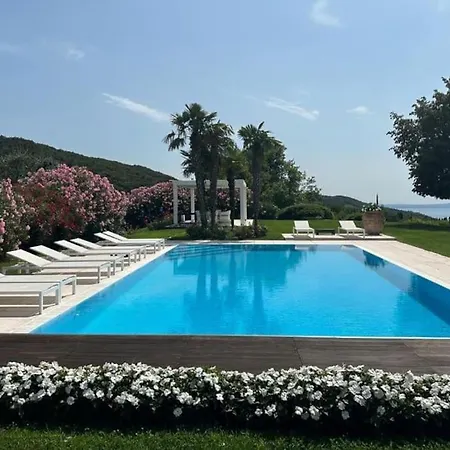 Gabrielle Estate Villa *