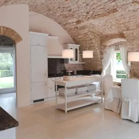 Gabrielle Estate