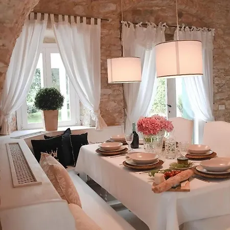 Gabrielle Estate