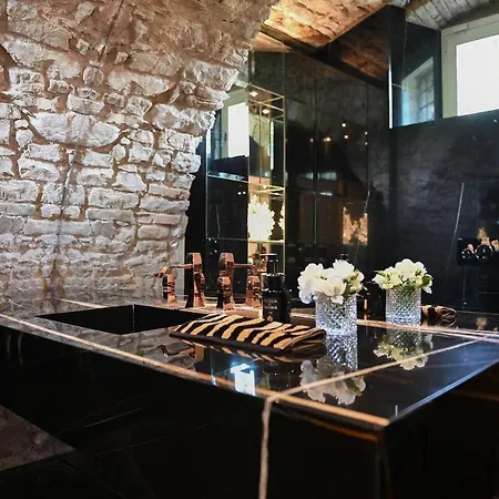 Villa Gabrielle Estate *